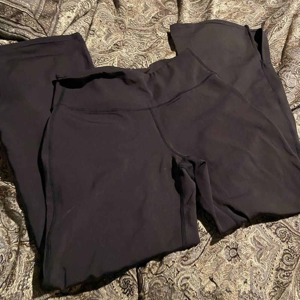 Move Theory size small workout pants poly/spandex blend excellent condition